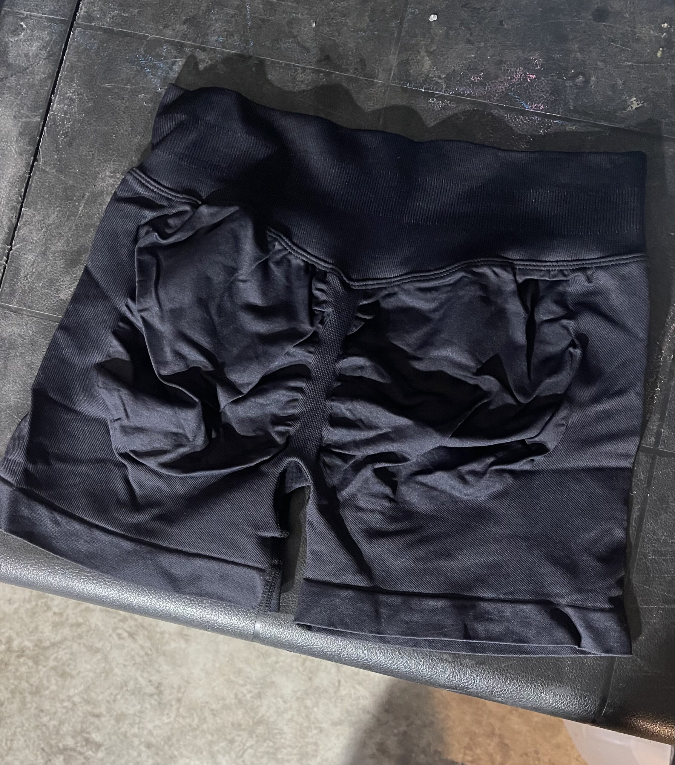 black high-waisted seamless athletic shorts - 图片 6